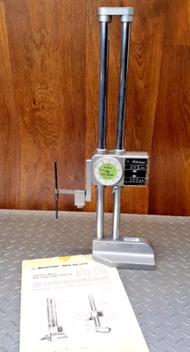 Mitutoyo 192-106 Dial Height Gauge, 0-300mm 0.01mm Metric w/Case & Manual -Japan