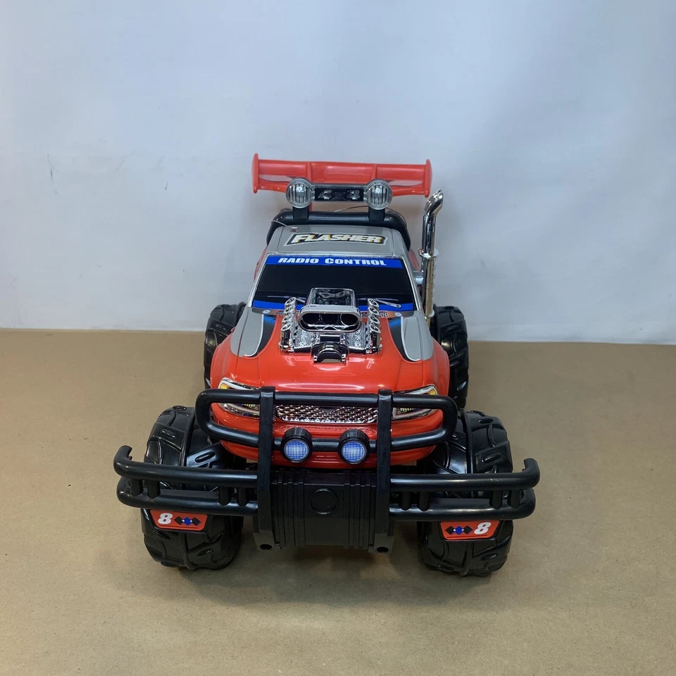 Vintage Radio Shack Flasher RC Monster Truck 60-4250 - Image 3 of 4
