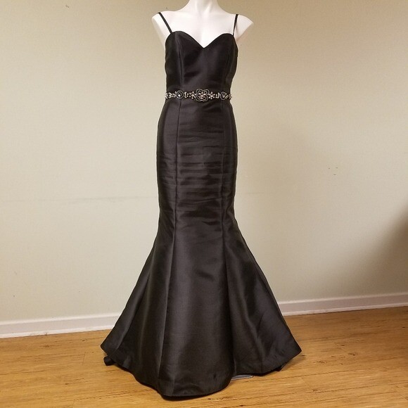 Dave & Johnny Prom Dress View 6