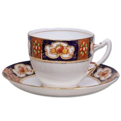 Royal Albert Crown China 4913 Imari Tea Cup Saucer Set 1925-27 England