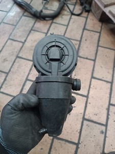 Druckregelventil BMW 5er E39 520i 523i 528i M52 Entlüftung Kurbelgehäuse 1703484