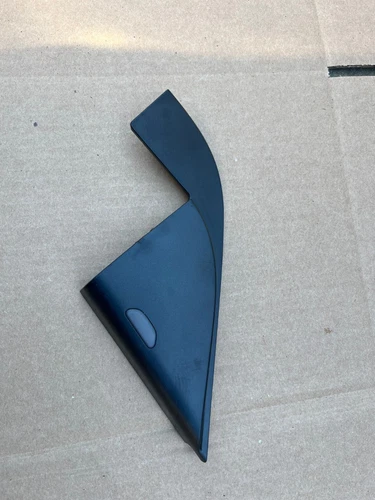 2019-2023 NISSAN KICKS SV  Right Door Mirror Trim Ring Bolt Cover 802925RF2A OEM