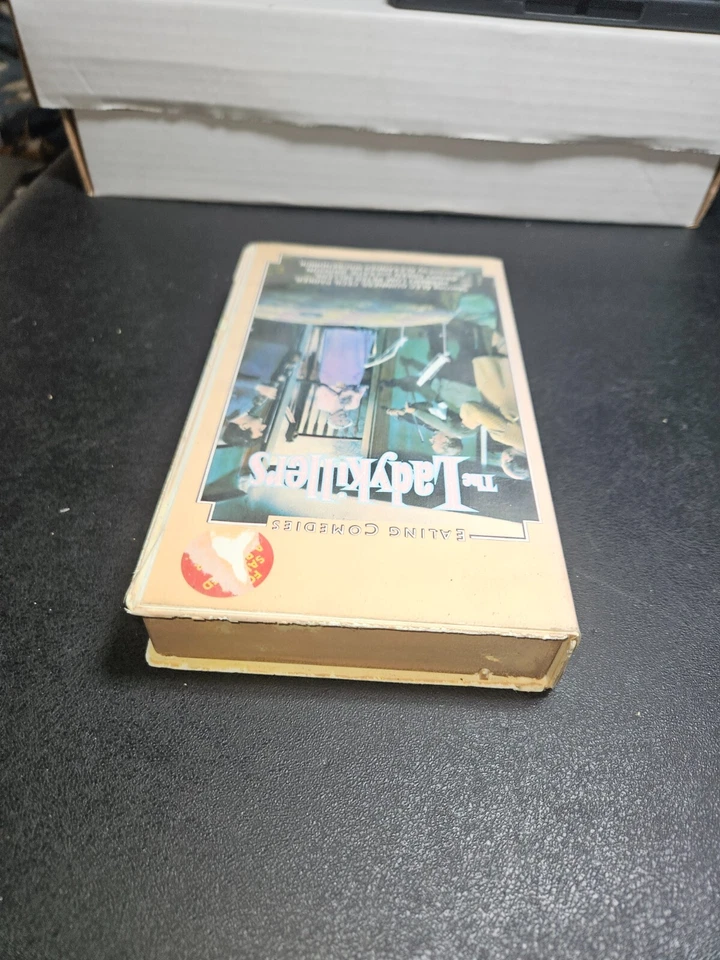 The Ladykillers (VHS, 1955) Alec Guinness Comedy Thorn EMI Clamshell Big Box HTF - Image 4 of 4
