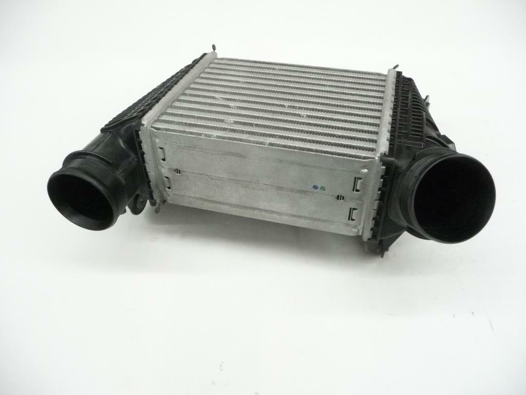 2017-2018 Bentley Continental Supersport Charge Air Cooler Left 3W0145803G OEM