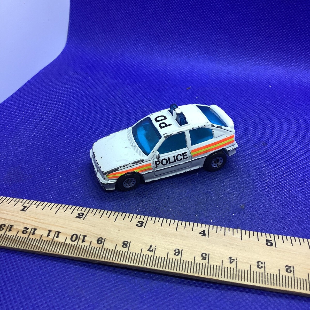 MATCHBOX INT'L 1985 VAUXHALL ASTRA GTE OPEL KADETT GSi 3'' POLICE