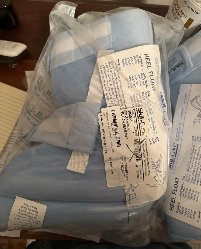 "Flotador de talón Skil-Care, 5"" de ancho - Protector de talón para aliviar la presión almohada bota 5" Foto 2 de 3