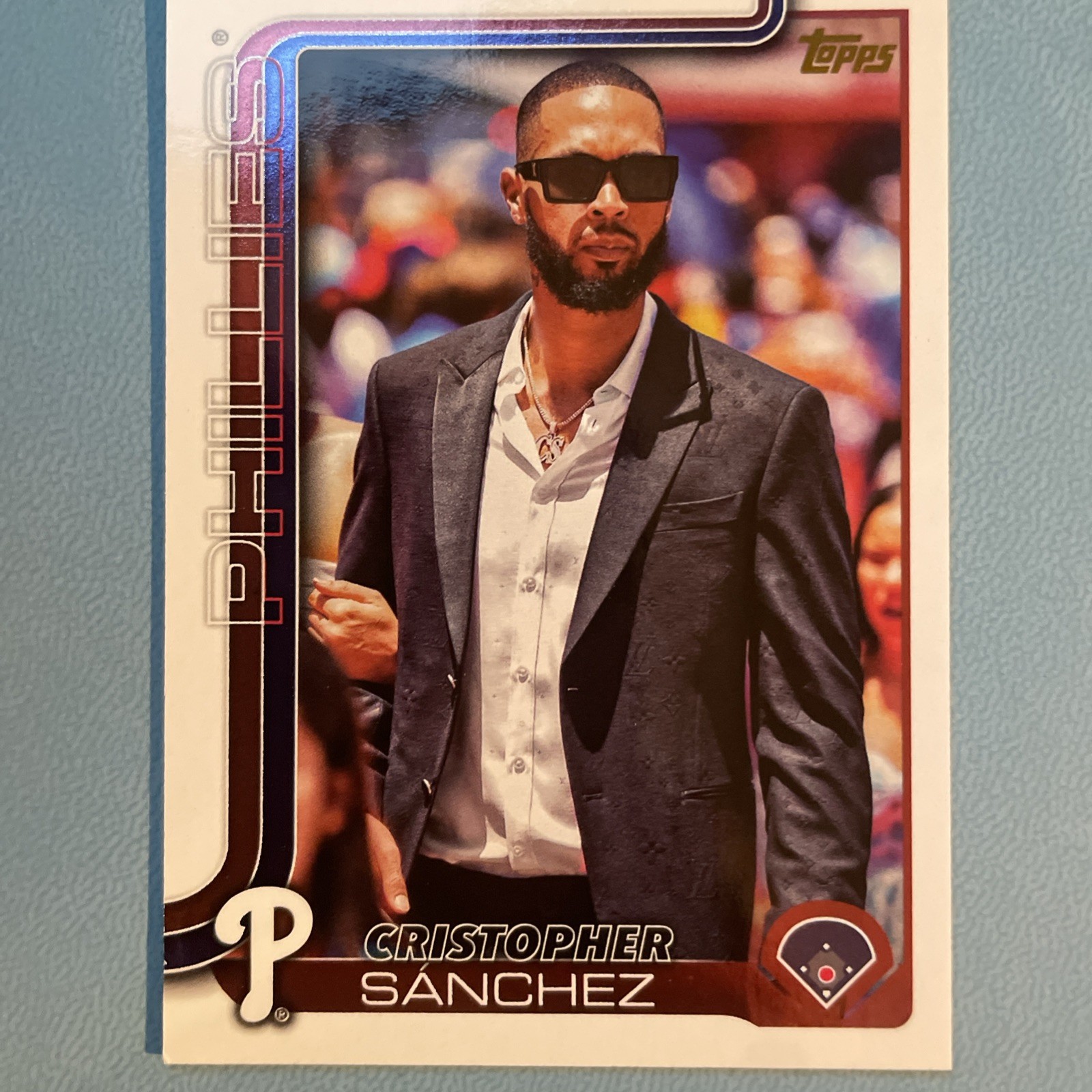 2025 Topps Series 1 - Cristopher Sanchez #109 Golden Mirror Image Variation