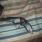 Revolver  — photo 2