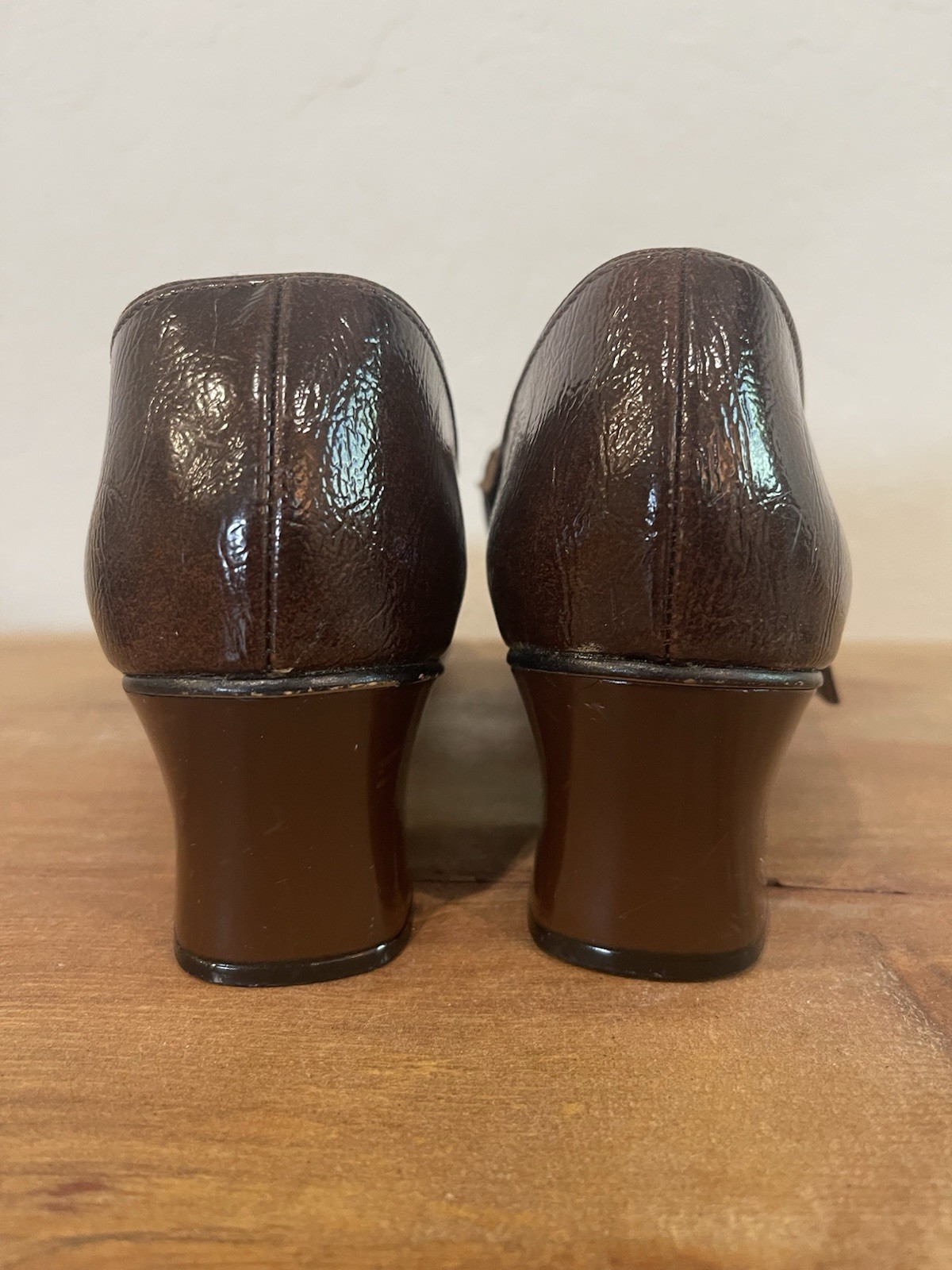 Vintage Carol Brent (Montgomery Ward) 60s Mod Brown Gold Buckle Shoes 7AA