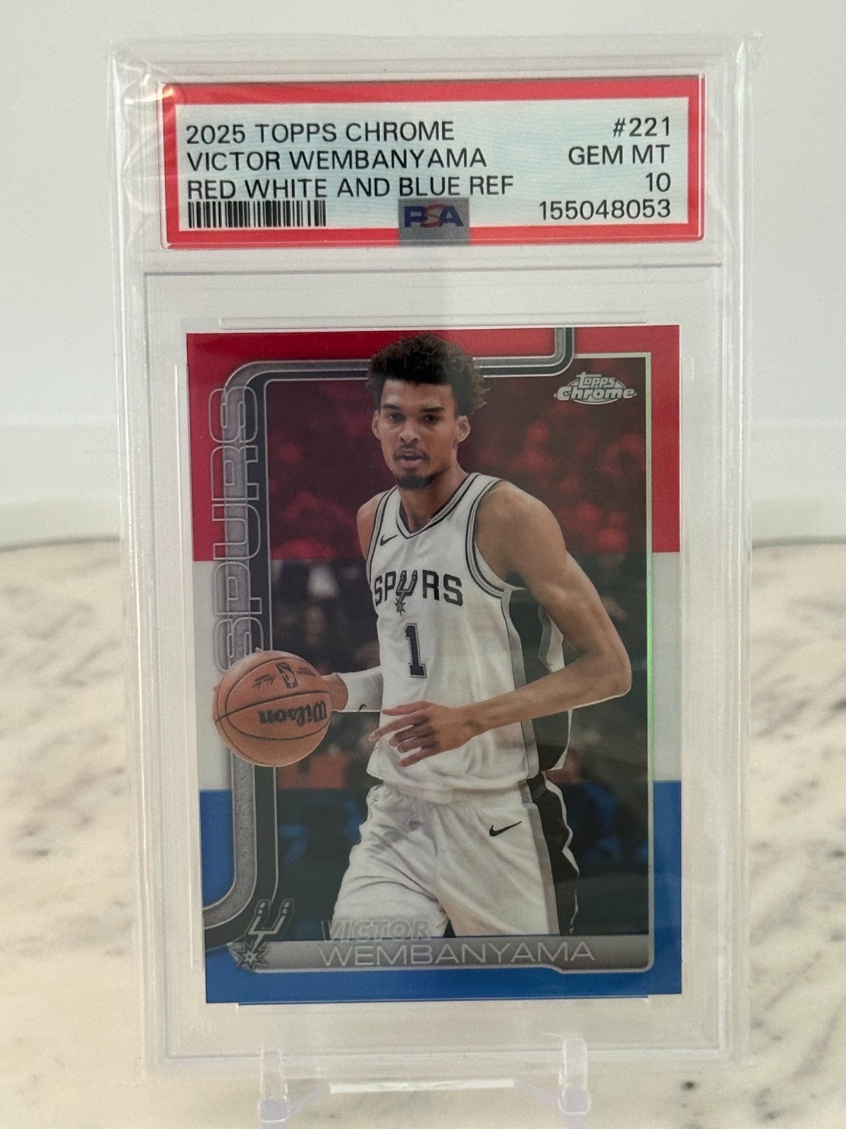PSA 10 2025-26 Topps Chrome Victor Wembanyama #221 Red White Blue Ref Spurs