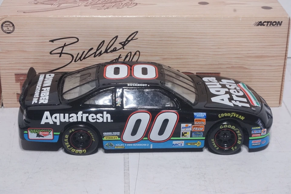 Buckshot Jones 1997 AQUA FRESH Nascar 1/24 Diecast Pontiac Action Nascar Model - Image 4 of 4