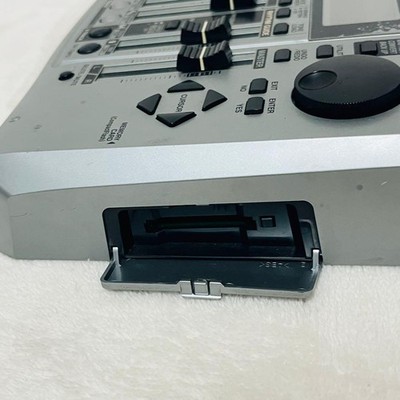 BOSS BR-864 マルチトラックレコーダー br_864_angle_main.jpg