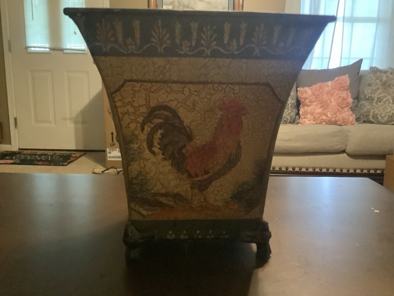 Vintage Cracker Barrel Metal Squared Rooster Planter.