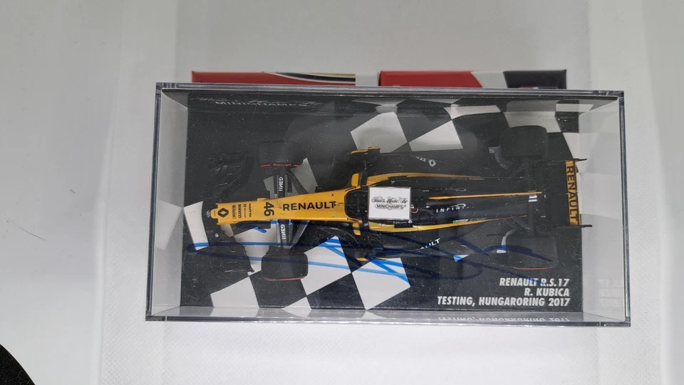 MINICHAMPS 417171146 F1 1/43 RENAULT RS17 KUBICA TEST SIGNED AT LE MANS 2023 - Immagine 3 di 4