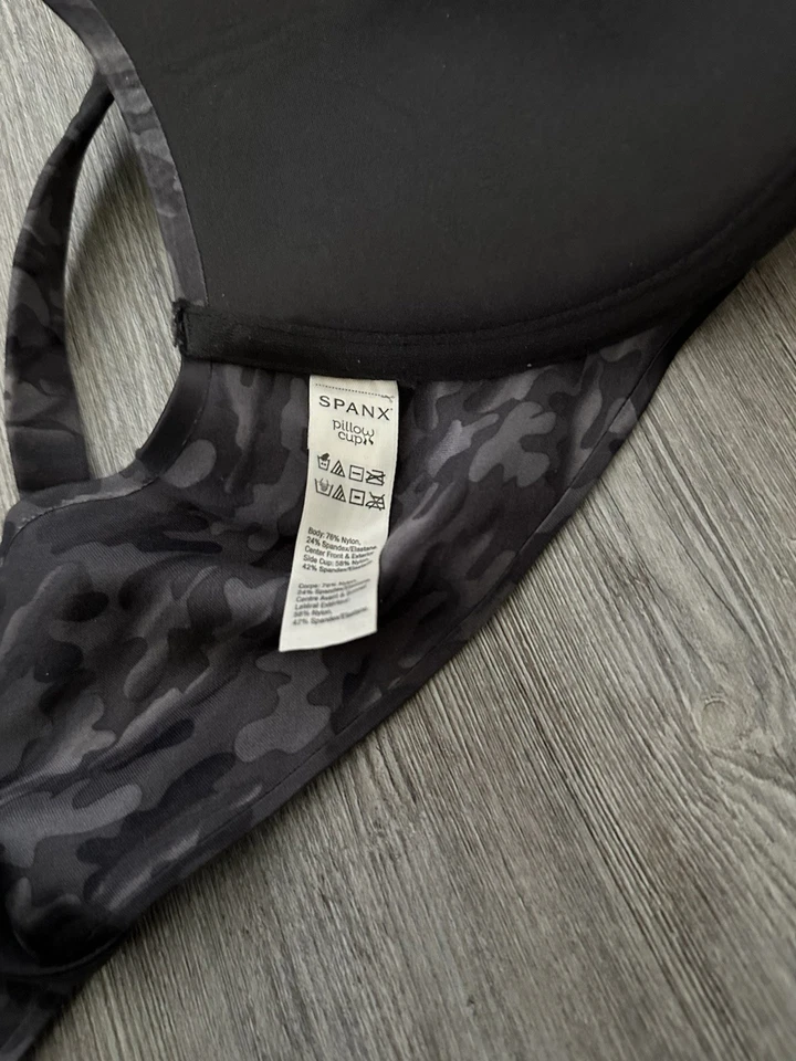 5 Spanx Women’s Bras 38B And 36C Push Up Style - Image 4 of 4