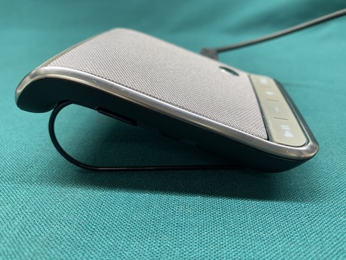 Motorola Roadster TZ710 In-Car Bluetooth Speakerphone + Charger (18H) - Photo 5 sur 13