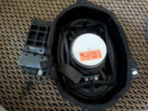 bmw e46 harman kardon subwoofer