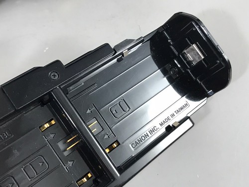Canon BGM-E13L and BGM-E13A BATTERY MAGAZINE for EOS 6D BG-E13 Battery Grip - Picture 10 of 15