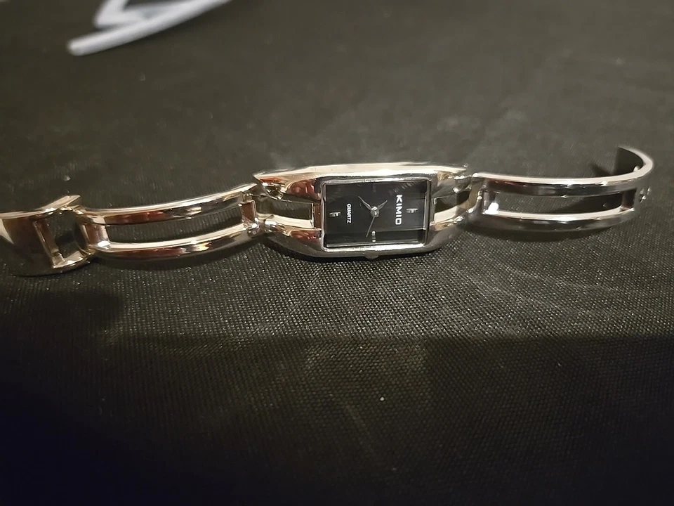 Women's Kimio Quartz Watch Silver Tone Bracelet Adjustable Band Tested & Works - Image 3 of 4