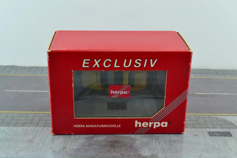 Coche Herpa Collectors Club 92 Ferrari 348 amarillo escala 1:87 HO (HO6598) Foto 2 de 2