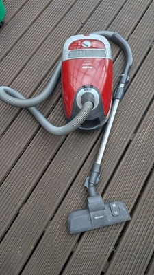 Miele C2 voll funktionsfähig 1200w