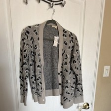 Retrology Girls Gray Leopard Print Cardigan Sweater Size L Long Sleeve