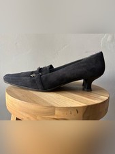 Stuart Weitzman Black Suede Kitten Heels  Size 8