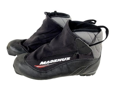 Madshus CT100 Nordic Cross Country Classic Ski Boots Size EU41 US8 for NNN 528