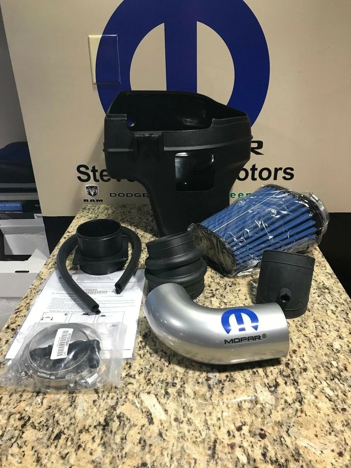 Cargador Challenger Chrysler 300 2019 11-19 5,7 L Hemi admisión de aire frío Cai Mopar Foto 3 de 4