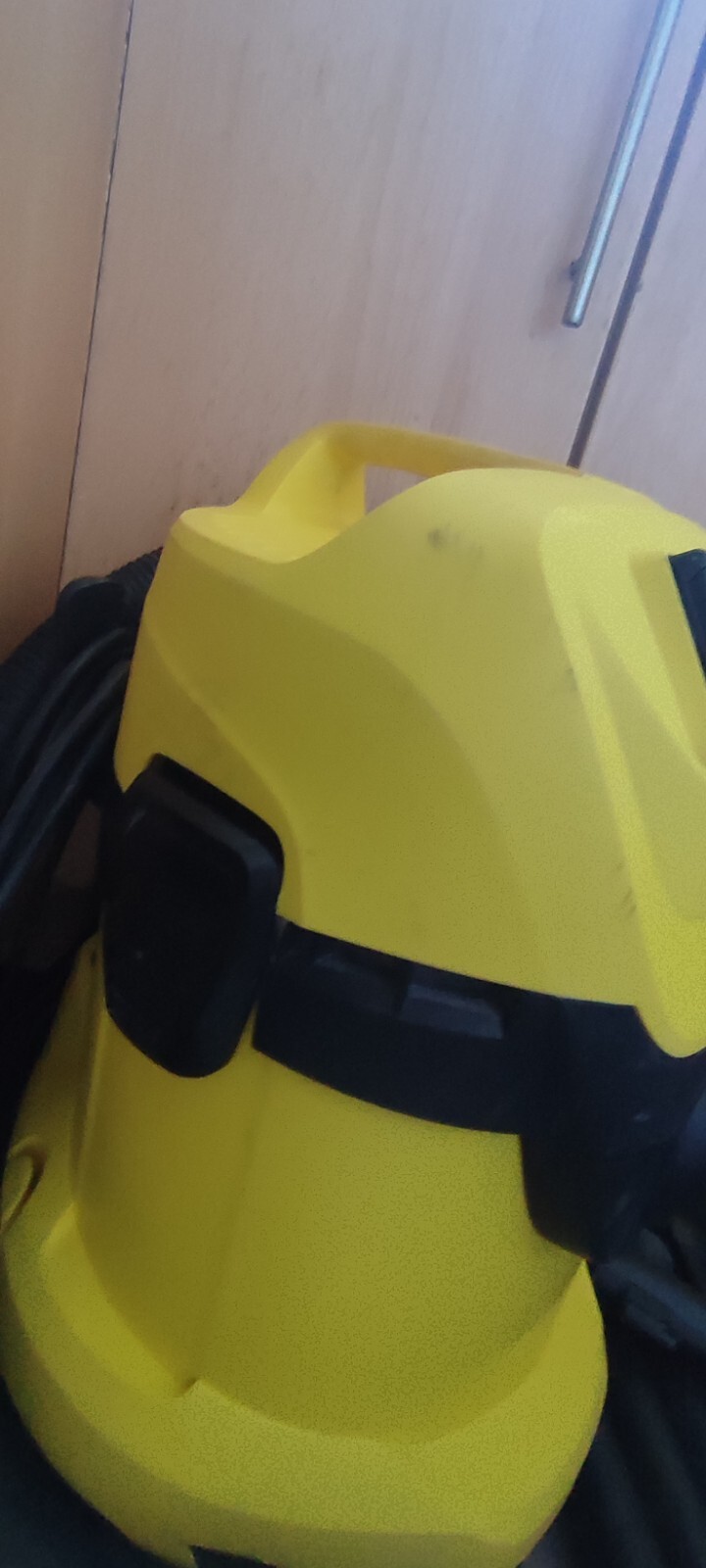 Karcher Wet & Dry Vacuum Cleaner WD 3 P Fully Working eBay