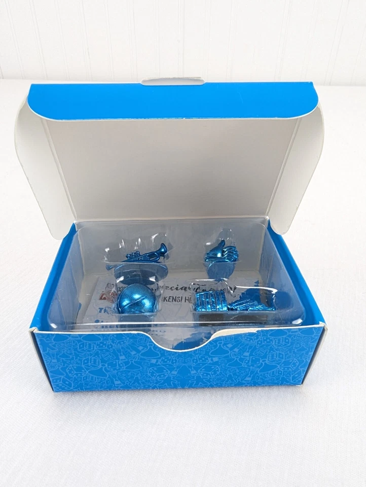 Hasbro Gaming Crate Monopoly Tokens Thumbs Up Sliced Bread Trumpet Beach Ball - Image 4 of 4