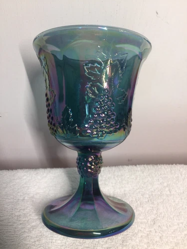 INDIANA GLASS Vintage BLUE CARNIVAL Harvest / Grape Pattern USA 5 3/8” STEM WINE