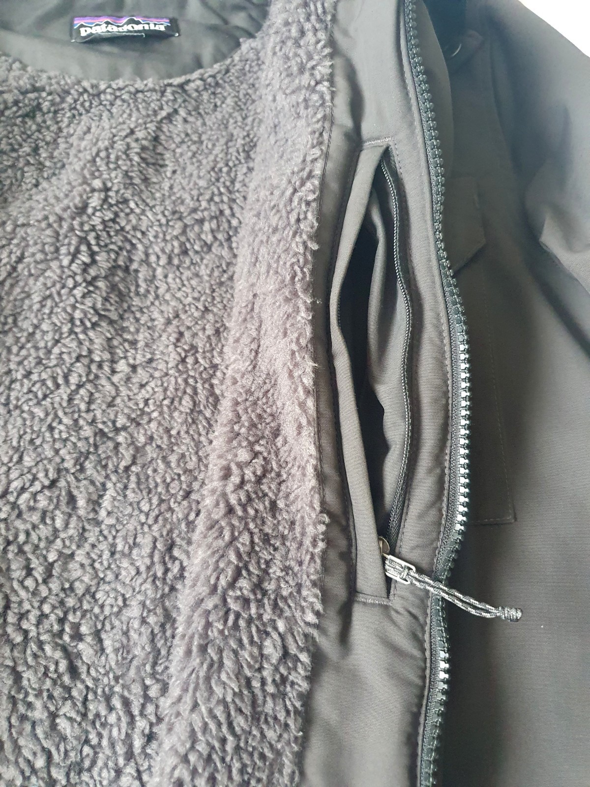 Patagonia Men's Isthmus Parka: Warm, Weather-Resistant Jacket image 9
