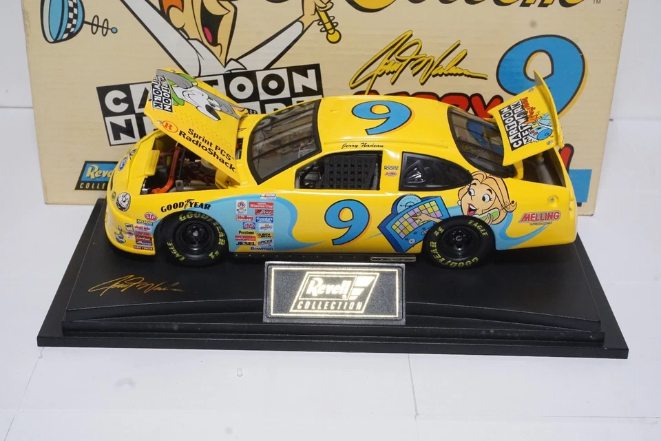 1999 Revell Collection JERRY NADEAU #9 Cartoon Network The Jetsons 1/24 Diecast - Image 3 of 4