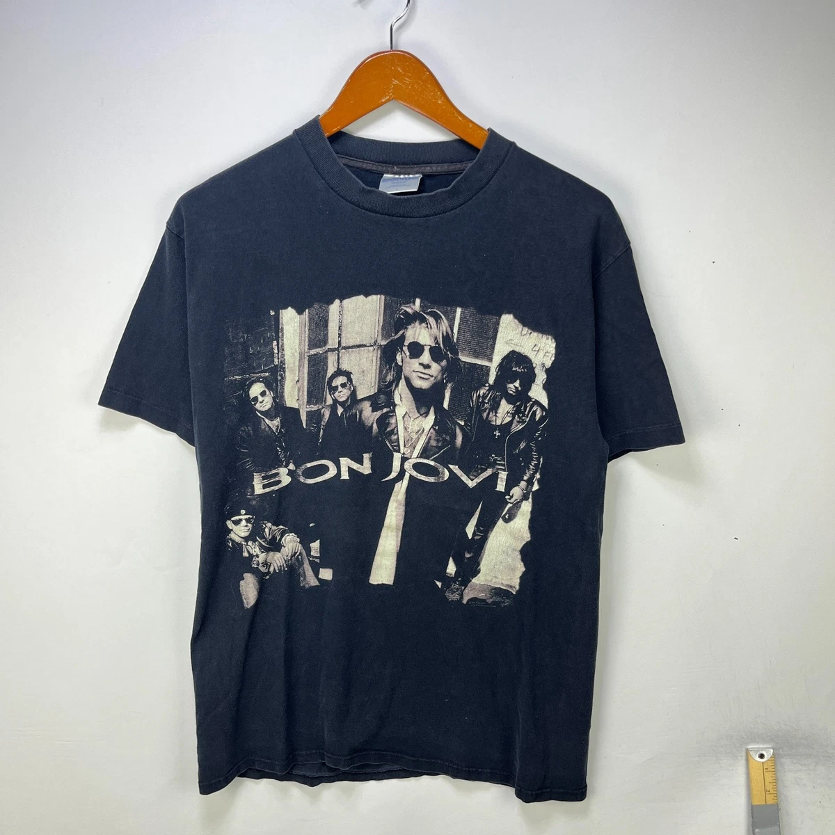Preços baixos em Camisa Tour Bon Jovi Em camisetas masculinas | eBay