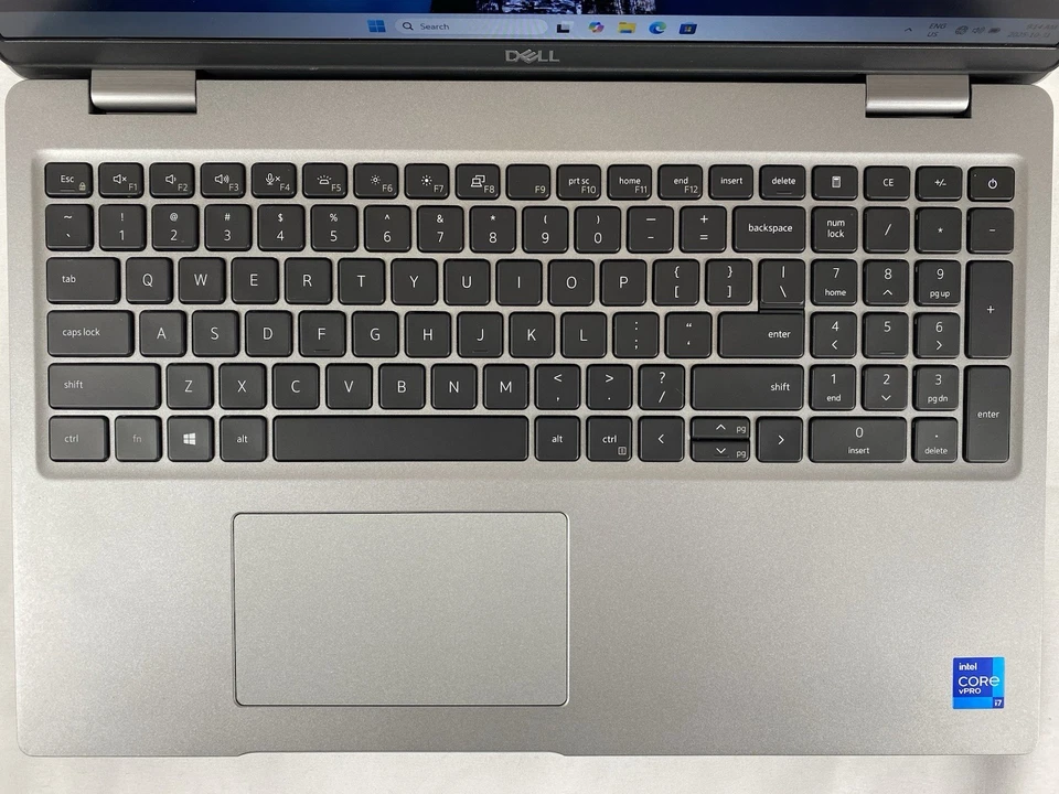 Latitude 5521 (i7 11th gen, 16 GB RAM, 512 GB SSD, Silver), NVIDIA GeForce MX450 - Image 2 of 4