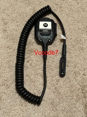 Motorola R7 Remote Speaker Microphone PMMN4131 with Original Box