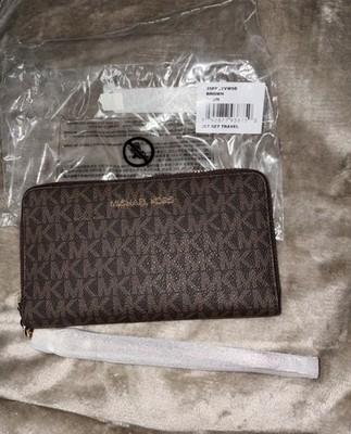 NWT- Michael Kors Jet Set Travel Wallet In Brown