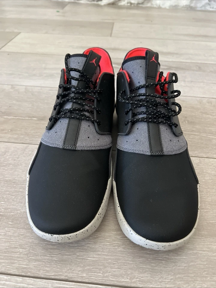 Nike Jordan Eclipse Holiday 2015 - talla 12 - ¡como nuevas! Foto 4 de 4