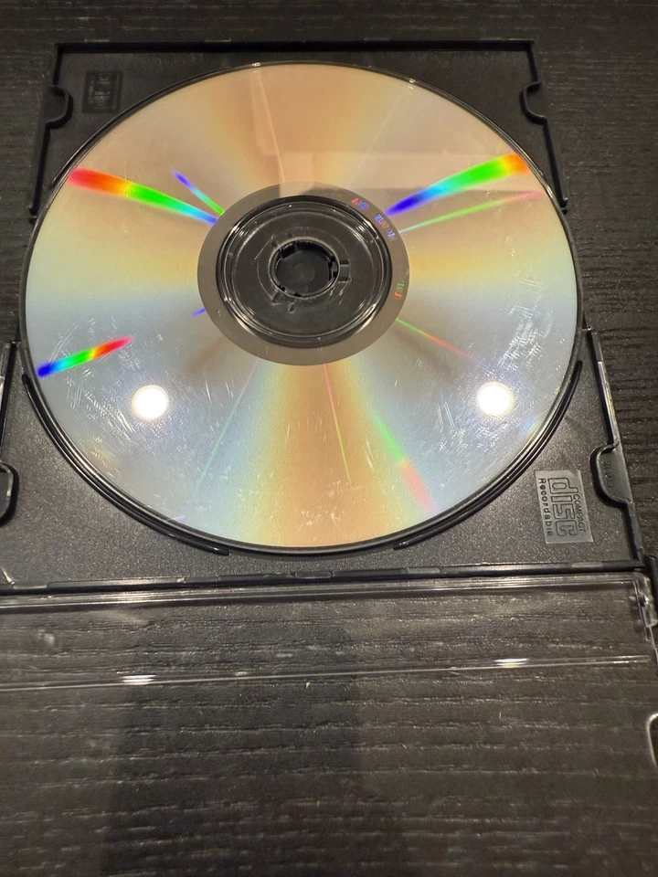 FileMaker Pro server 5.5 with key code - Image 2 of 3