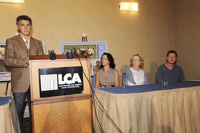 Chris DeRose Katherine Heigl Nancy Heigl David Roe at the Last Ch- 2010 Photo