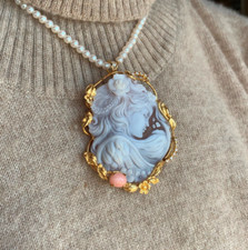 VINTAGE Silver Gold CAMEO SHELL WELL CARVED NATURAL SHELL ITALY Necklace