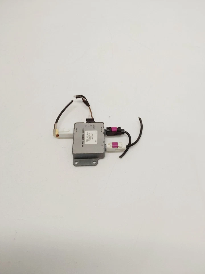 Módulo amplificador amplificador antena teléfono Mercedes-Benz E350 2007 OEM A2208271842 Foto 4 de 4