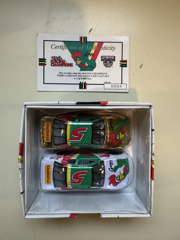 Terry Labonte Kelloggs Gold Racing Champions conjunto fundido escala 1/64 # 0584/5000 - Imagem 3 de 3