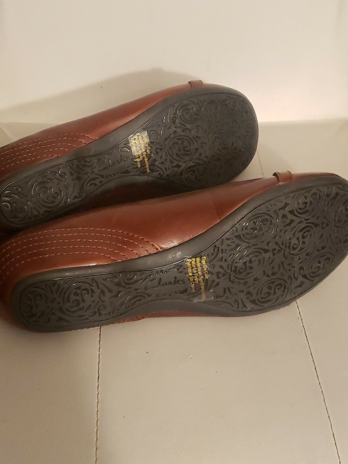 Clarks, Artisan Brown Slip-On, Leather, Casual Fl… - image 5