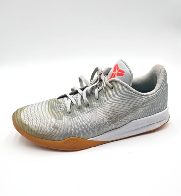 Nike Men s Kobe Mentality II 2 Wolf Grey Gum Shoes Sneaker (818952-101) Size 15