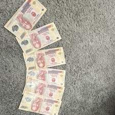 Vietnam 200,000₫ Polymer Banknote Ho Chi Minh Portrait Serial ML1488450