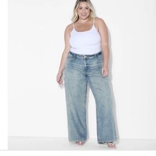 Women's Low-Rise Baggy Jeans - Wild Fable Medium Wash Sz. 6