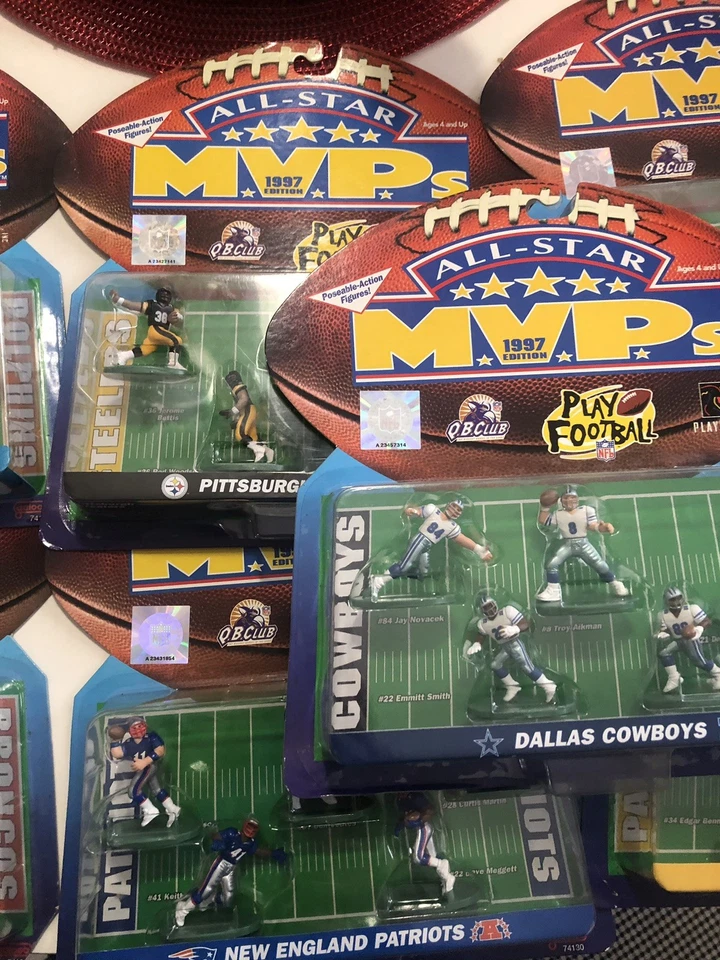 7 diferentes conjuntos de figuras de fútbol americano de acción Galoob 1997 All-Star MVP sin abrir Foto 3 de 4