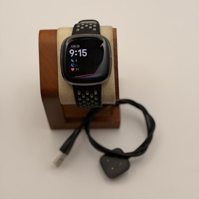 Fitbit Sense Advanced, Black/black, Tested, Charger Included,Very Good